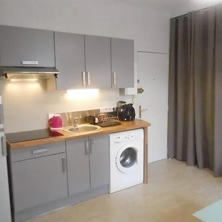 Appartement Les Chenes : Coquet Proche Commerces Et Plages