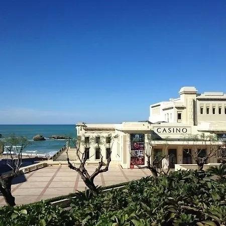 Appartement Les Chenes : Coquet Proche Commerces Et Plages *