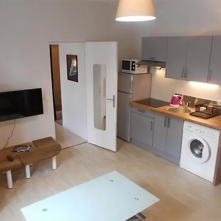 Appartement Les Chenes : Coquet Proche Commerces Et Plages